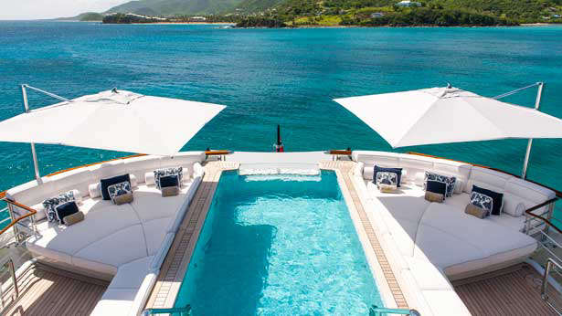 QUATTROELLE-yacht-pool