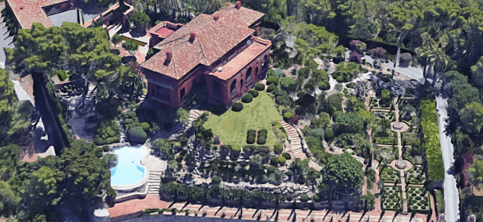 Palatial Mansion – Marbella hillside – Sea views