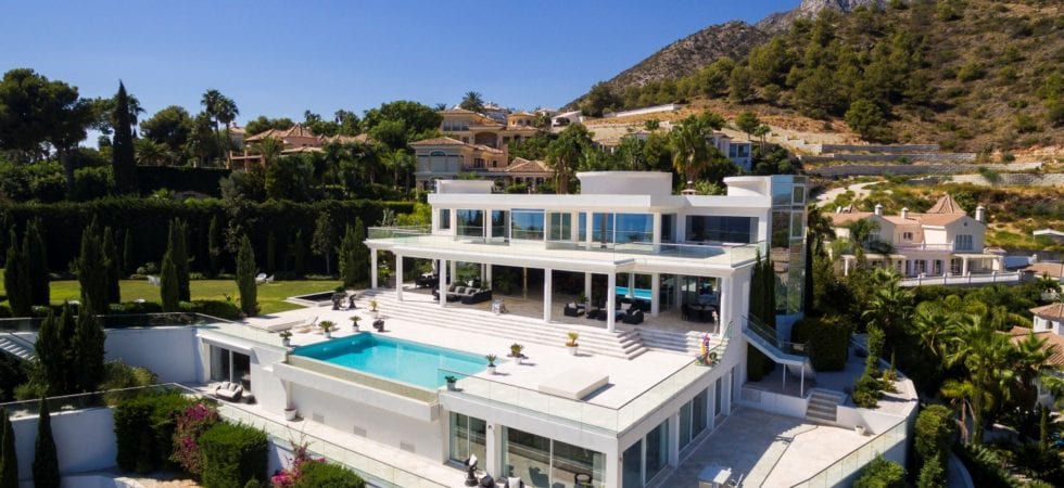 Marbella Hillside – 7 bed Mansion for rent