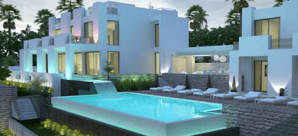 For sale- Nueva Andalucia – Modern villa  – Guest house – Gated