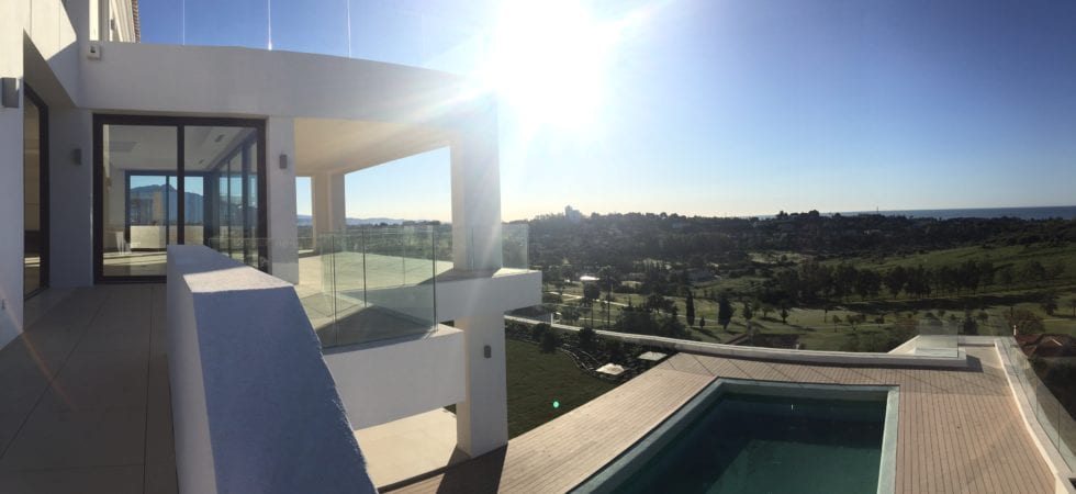 SOLD – Benahavis – Modern villa – Panoramic Sea & Golf views