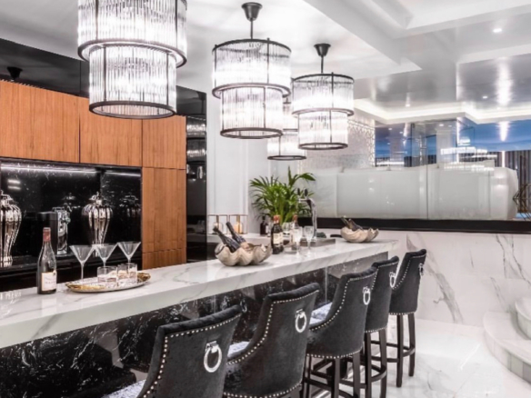 For Rent – Puerto Banus – Beach front Mansion