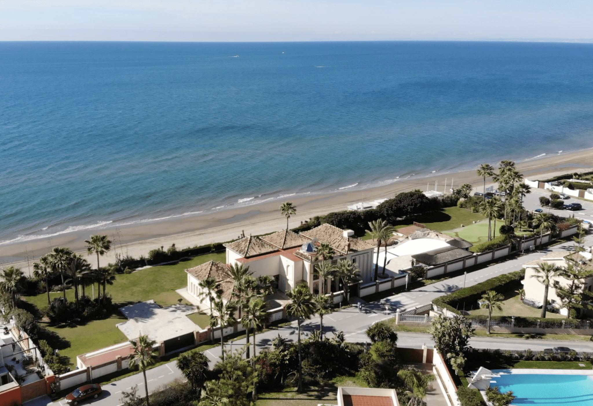 Marbella East – Beachfront  Mansion for sale
