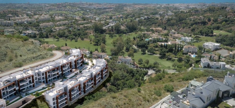 Benahavis off-plan development ready 2019 west facing modern apts & penthouses