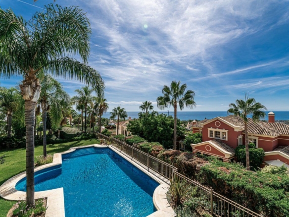 Sierra Blanca – Modern 7B villa –  Melvin Villarroel design