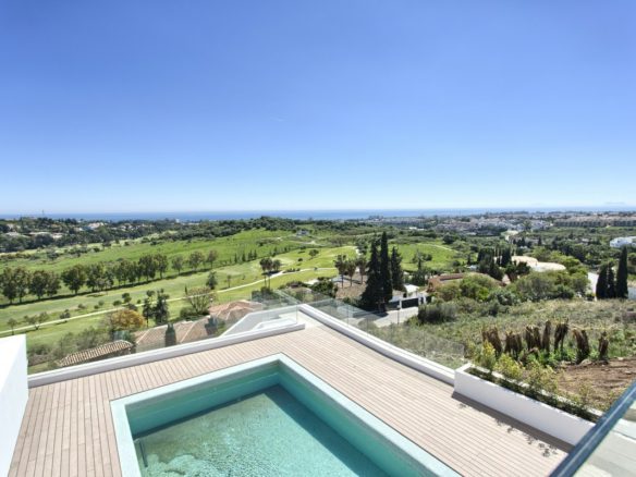 SOLD – Benahavis – Modern villa – Panoramic Sea & Golf views