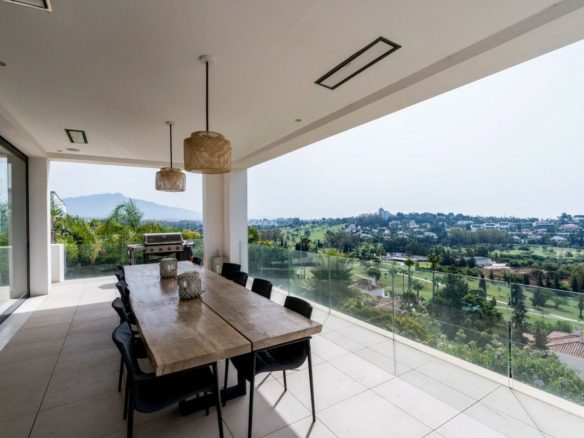 SOLD – Benahavis – Modern villa – Panoramic Sea & Golf views