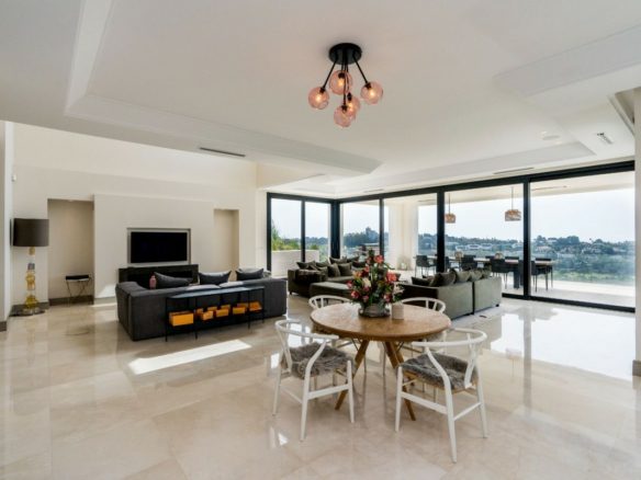 SOLD – Benahavis – Modern villa – Panoramic Sea & Golf views