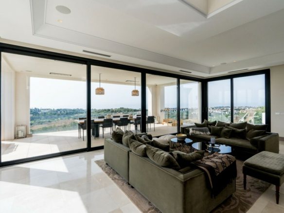 SOLD – Benahavis – Modern villa – Panoramic Sea & Golf views
