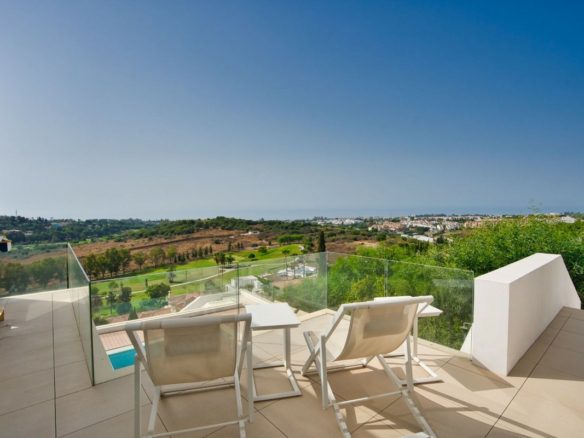 SOLD – Benahavis – Modern villa – Panoramic Sea & Golf views