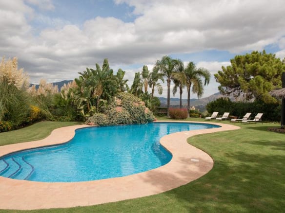 🏡 SOLD – Elegant Villa in La Zagaleta, Benahavís