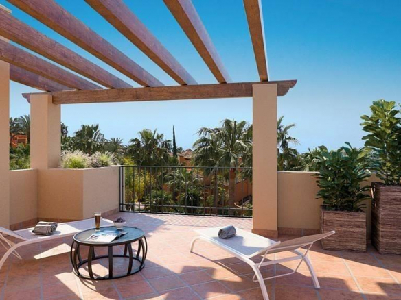 Benahavis 3-4 bedrooms -Quality townhouses for sale