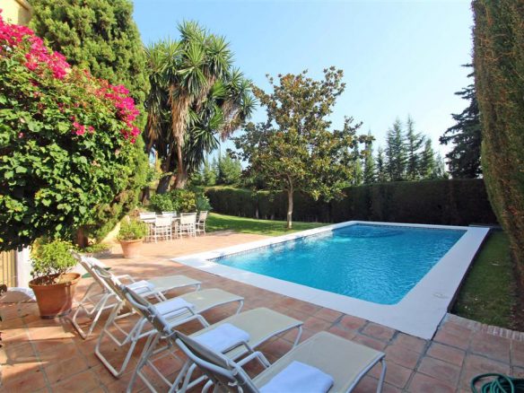Nueva Andalucia villa to rent short & long term