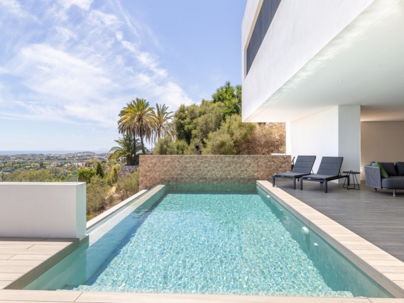 🏡 For Sale: Spectacular Modern Villa in La Quinta, Benahavís 🌅✨ Gated – Sea Views