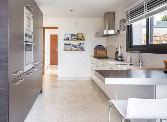 SOLD -Atalaya Golf modern villa in Gated community with Seaviews