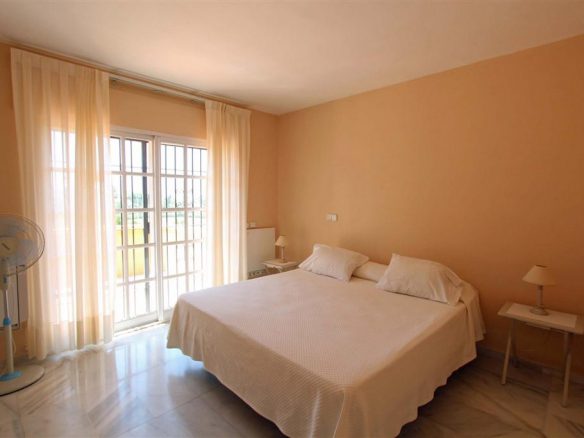 Nueva Andalucia villa to rent short & long term