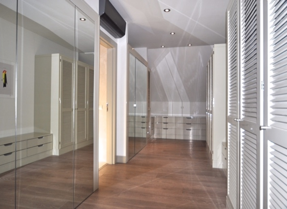 Marbella villa for sale & rent in a private urbanization