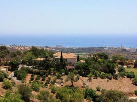 🌴 Unique Country Estate with Hotel Permit – Marbella 🏨✨