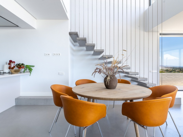 🏡 For Sale: Spectacular Modern Villa in La Quinta, Benahavís 🌅✨ Gated – Sea Views