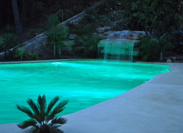 Marbella villa for sale & rent in a private urbanization