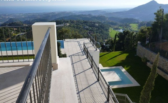 🏡 For Sale – La Zagaleta 🌟 Hilltop Mansion with Stunning Sea Views 🌊⛳🏔️