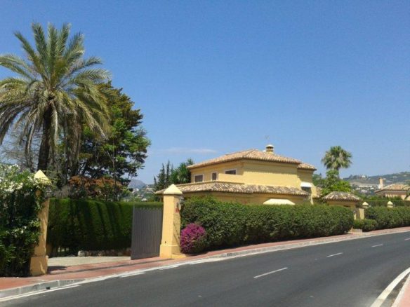 Nueva Andalucia villa to rent short & long term