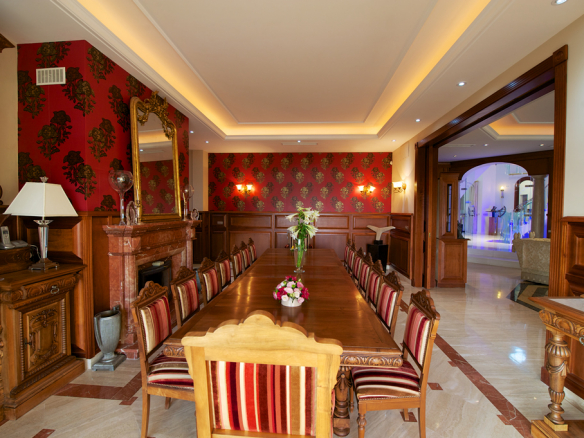 La Zagaleta 10 bedroom Mansion with Roof top pool