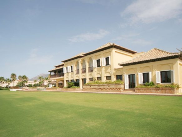 Marbella East – Beachfront  Mansion for sale
