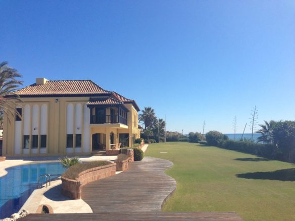 Marbella East – Beachfront  Mansion for sale