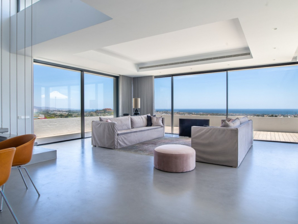 🏡 For Sale: Spectacular Modern Villa in La Quinta, Benahavís 🌅✨ Gated – Sea Views