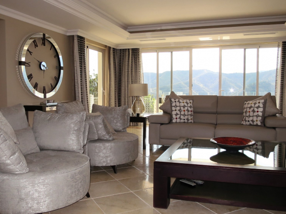 Reduced – 15min Puerto Banus – Villa –  10.000m2 plot