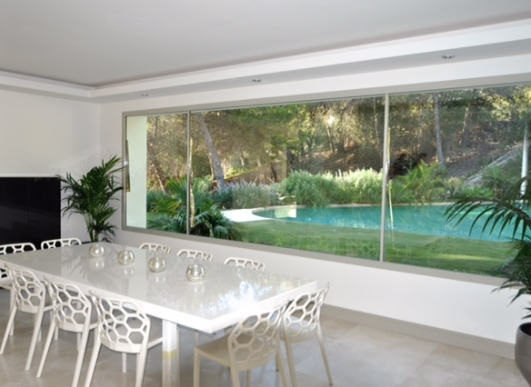 Marbella villa for sale & rent in a private urbanization