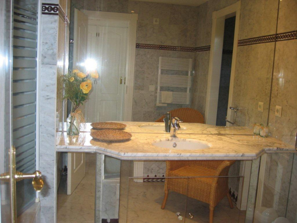 MARINA PUENTE ROMANO Apartments & Penthouses for sale