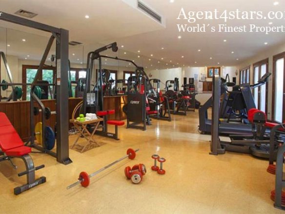 Beach Front villa for sale Golden Mile Marbella