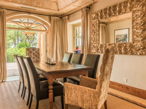 EL MADRONAL Mansion on 20.000m2 plot.Tennis court