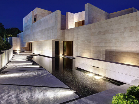 For Rent – Marbella – Modern villa – Tennis Court & Sea Views