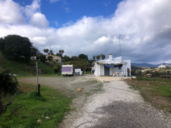 Estepona 8187m2 plot of Land with Sea views