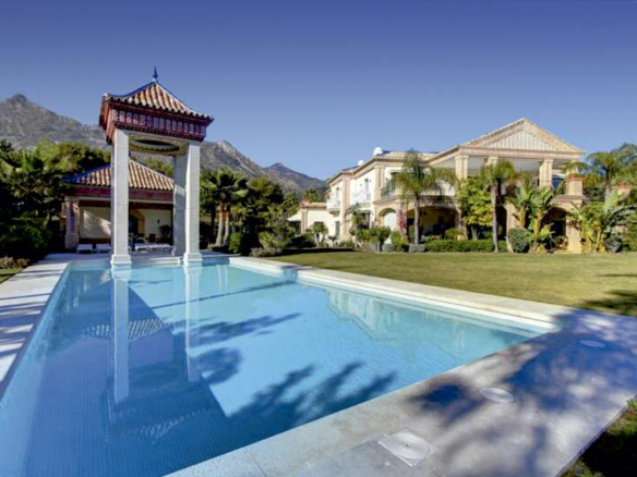 SOLD  – Golden Mile – Palatial  Mansion – Gated community – Sea Views