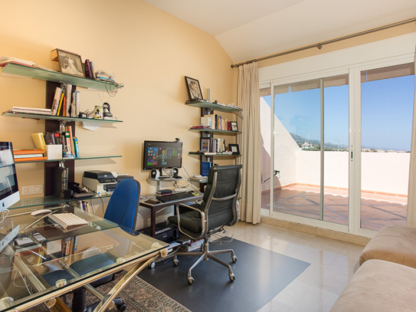 Nueva Andalucia Luxury hilltop apartments and penthouses