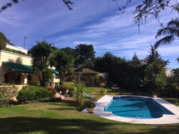 Benahavis – 8B  Mansion – 2 Guest Houses