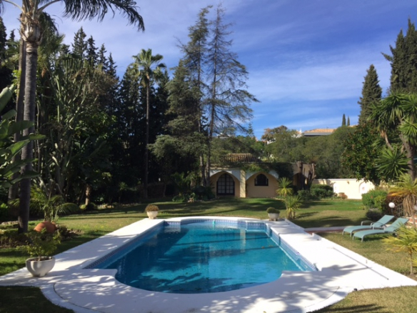 Benahavis – 8B  Mansion – 2 Guest Houses