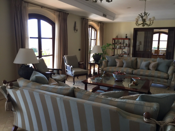 Estepona Hillside Mansion with amazing Seaviews
