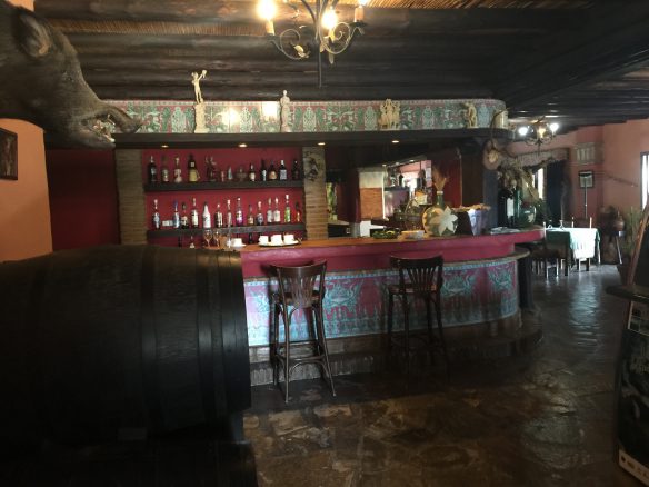 15min from Puerto Banus – Rustic Hotel