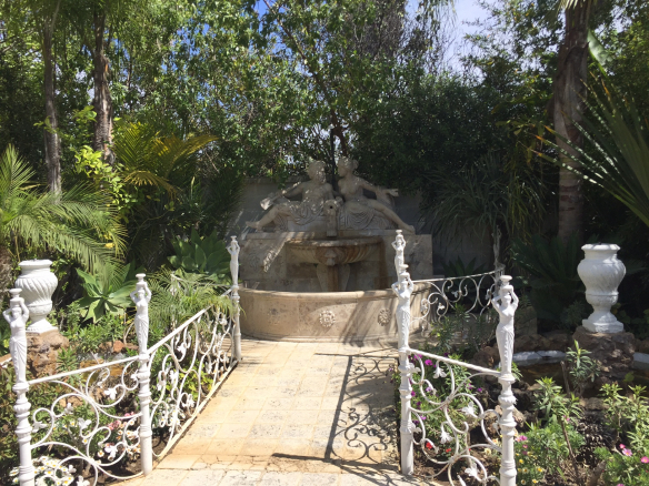 Golden mile Marbella.Build a Boutique hotel with Restaurant & Nightclub