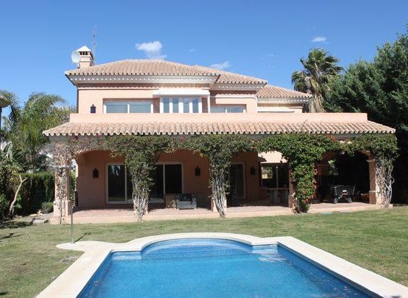 Nueva Andalucia – 4B villa – Lift