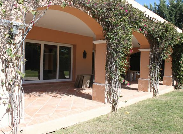 Nueva Andalucia – 4B villa – Lift