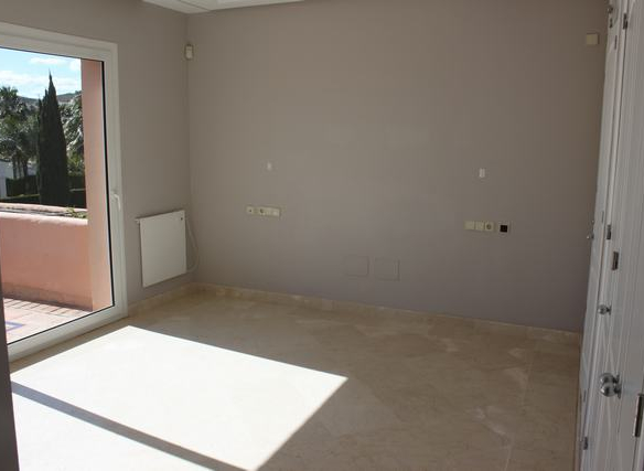 Nueva Andalucia – 4B villa – Lift