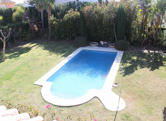 Nueva Andalucia – 4B villa – Lift