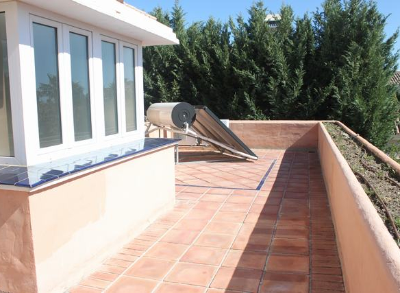 Nueva Andalucia – 4B villa – Lift