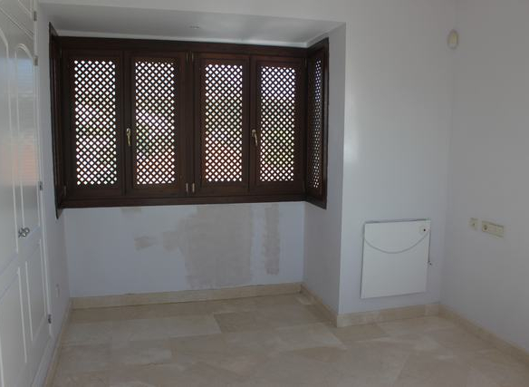 Nueva Andalucia – 4B villa – Lift